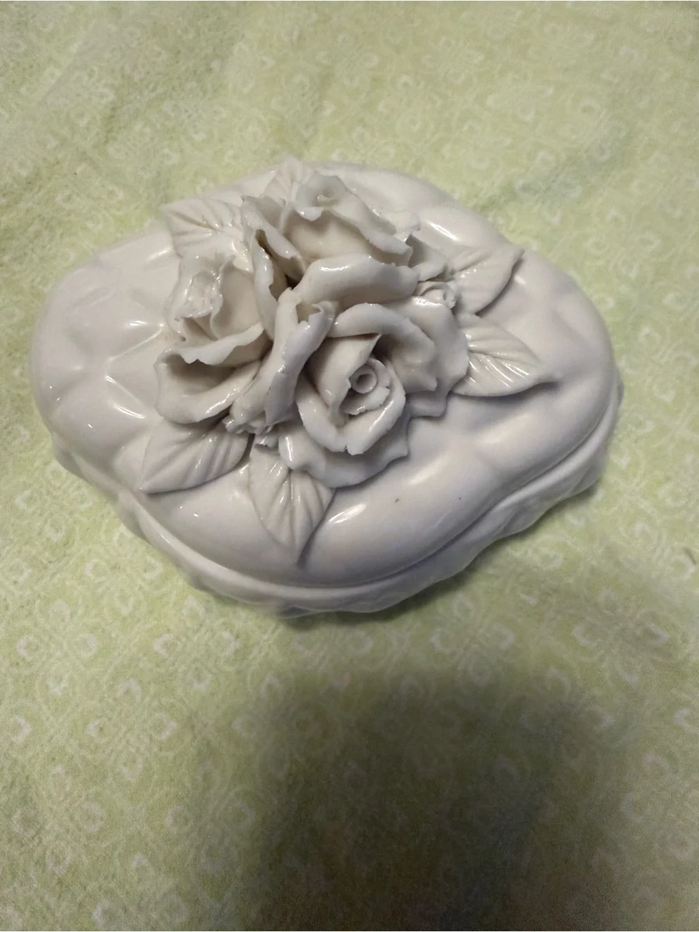 Source Unknown White Ceramic Rose Trinket Box